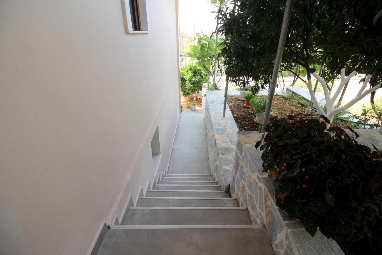 Villa 24 Sarandë Exterior foto